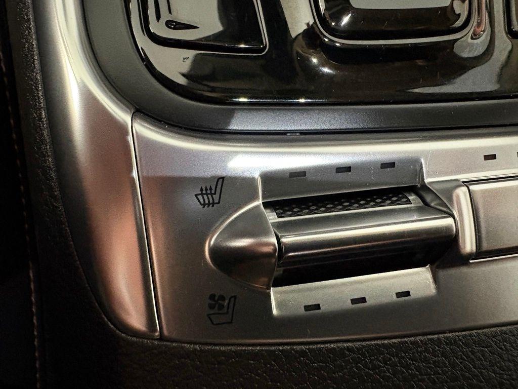 Kia Carnival SX Prestige FWD 2025