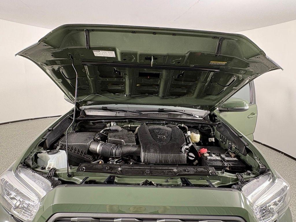 Toyota Tacoma 4WD TRD Off Road Double Cab 6' Bed V6 AT (Natl) 2021