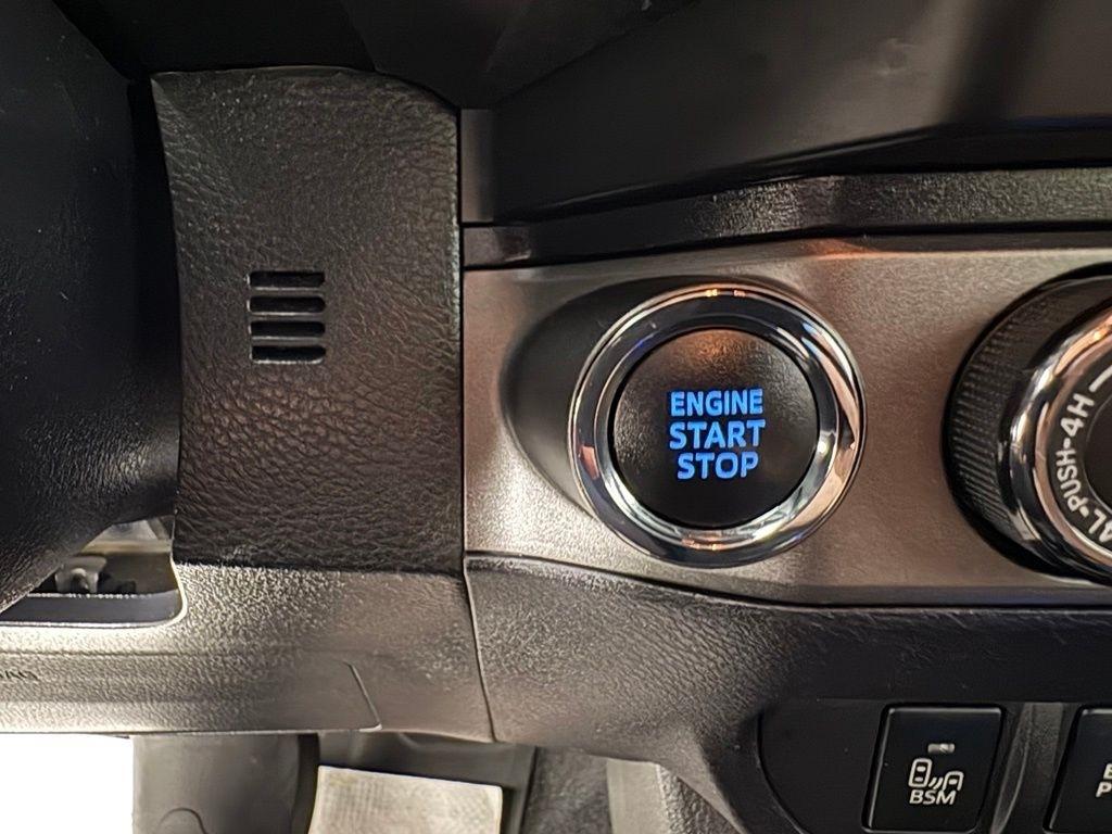 Toyota Tacoma 4WD TRD Off Road Double Cab 6' Bed V6 AT (Natl) 2021