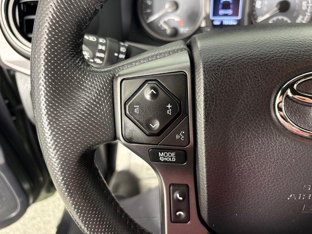 Toyota Tacoma 4WD TRD Off Road Double Cab 6' Bed V6 AT (Natl) 2021