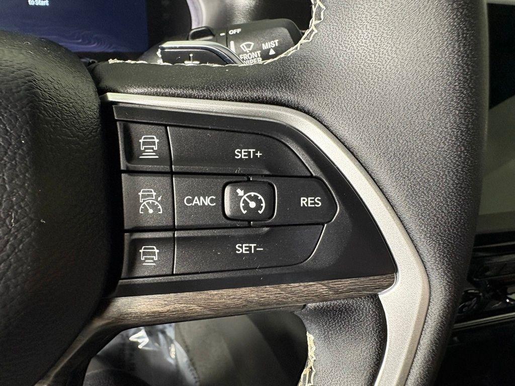 Jeep Grand Cherokee L Limited 4x4 2025