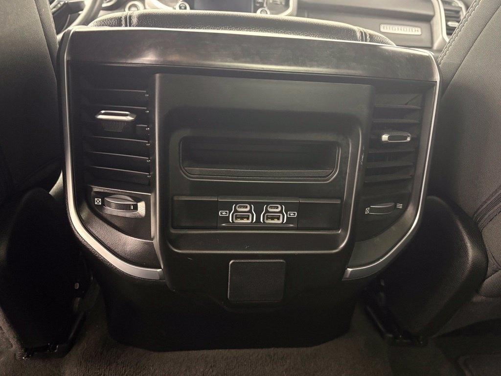 RAM 1500 Big Horn 4x4 Crew Cab 5'7" Box 2024