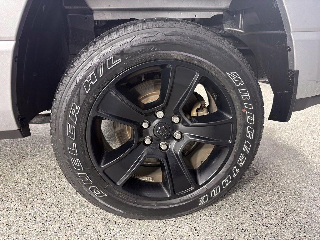 RAM 1500 Big Horn 4x4 Crew Cab 5'7" Box 2024