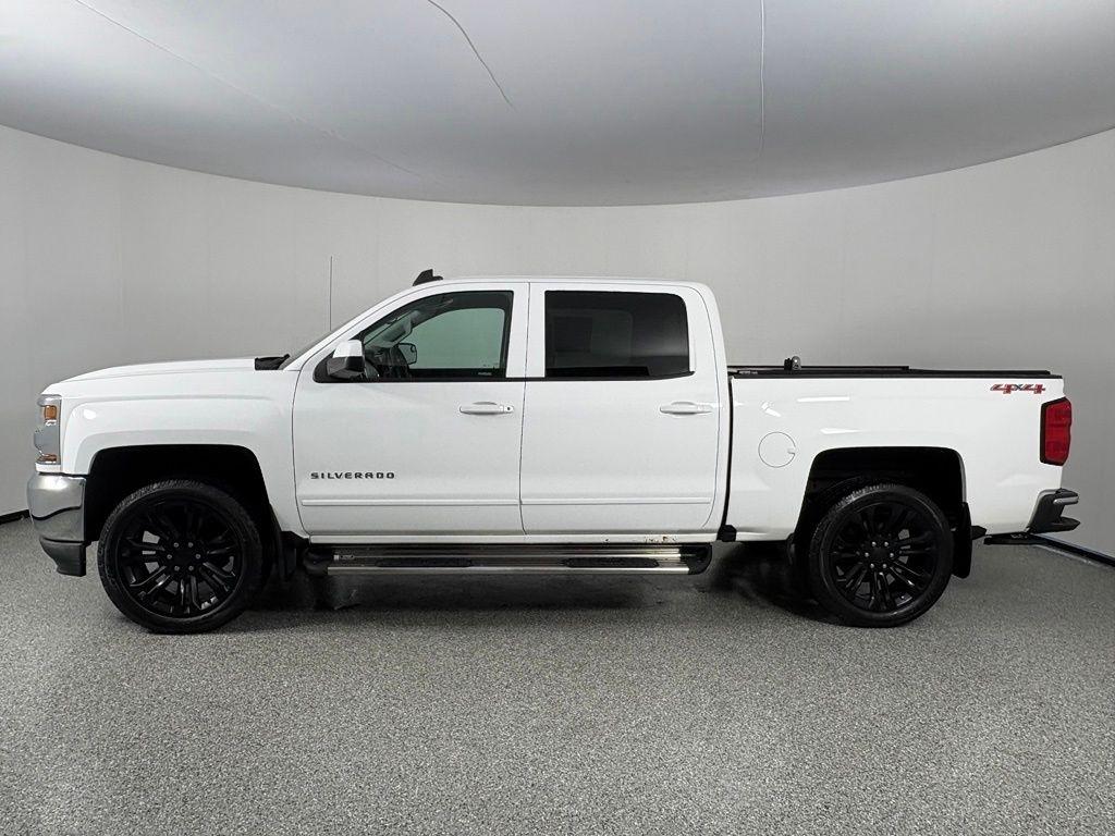 Chevrolet Silverado 1500 4WD Crew Cab 143.5" LT w/1LT 2017