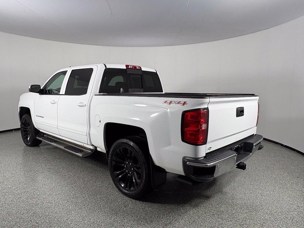 Chevrolet Silverado 1500 4WD Crew Cab 143.5" LT w/1LT 2017