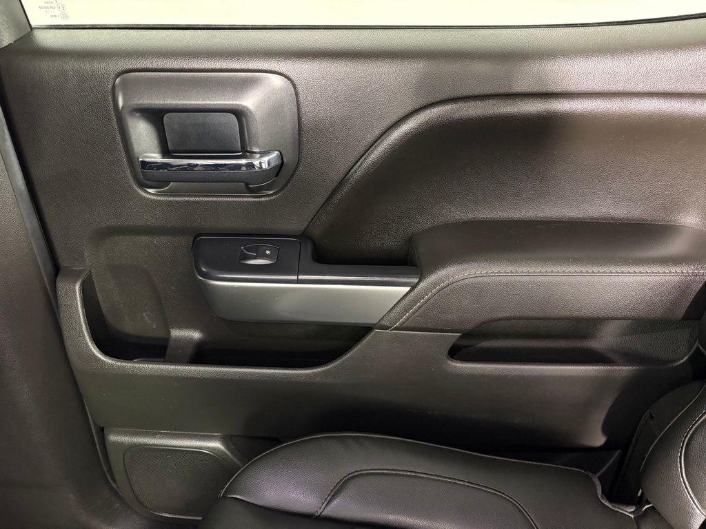 Chevrolet Silverado 1500 4WD Crew Cab 143.5" LT w/1LT 2017