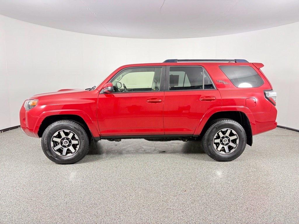 Toyota 4Runner TRD Off Road Premium 4WD (Natl) 2019