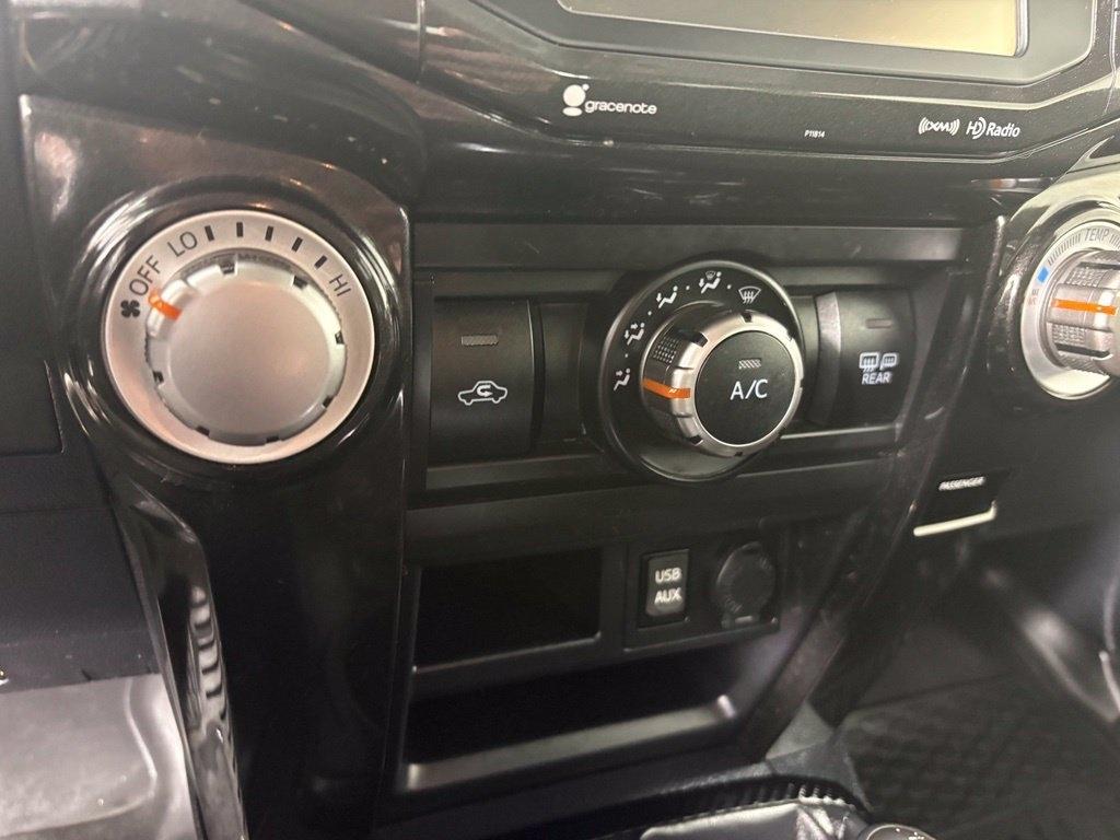 Toyota 4Runner TRD Off Road Premium 4WD (Natl) 2019