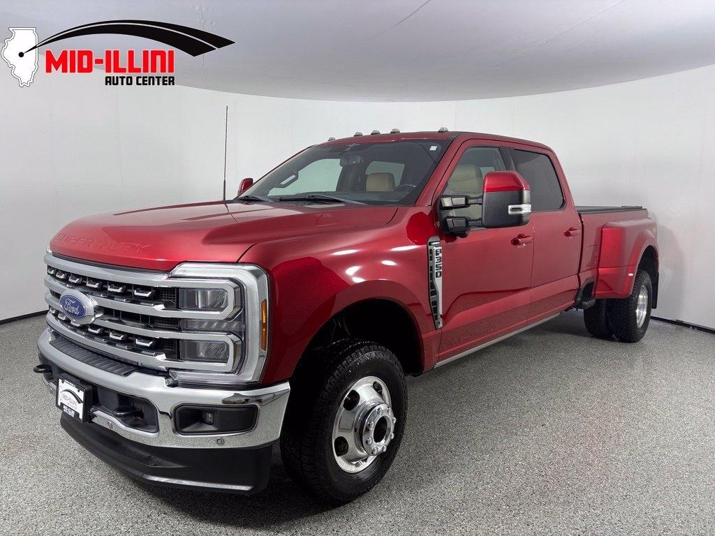 Ford Super Duty F-350 DRW King Ranch 4WD Crew Cab 8' Box 2023
