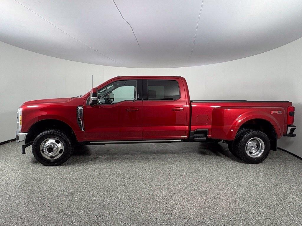 Ford Super Duty F-350 DRW King Ranch 4WD Crew Cab 8' Box 2023