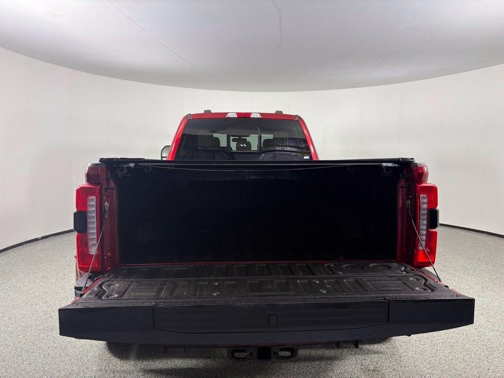 Ford Super Duty F-350 DRW King Ranch 4WD Crew Cab 8' Box 2023