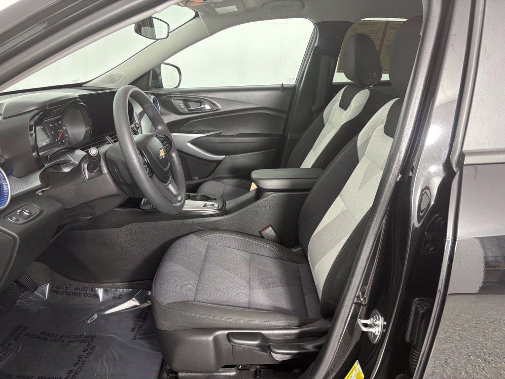 Chevrolet Trax FWD 4dr LS 2025