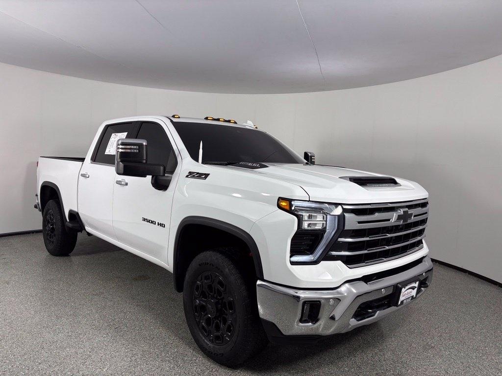 Chevrolet Silverado 3500HD 4WD Crew Cab 159" LTZ 2024