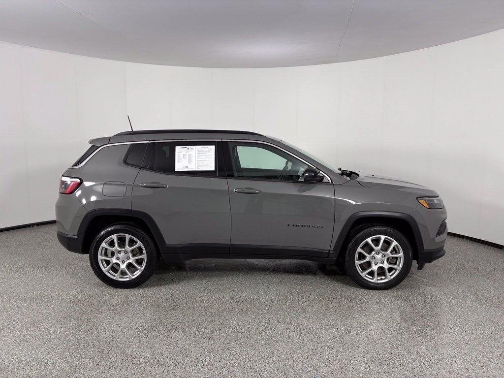 Jeep Compass Latitude Lux 4x4 2023