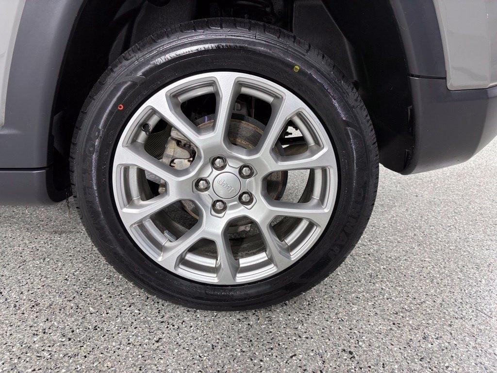 Jeep Compass Latitude Lux 4x4 2023