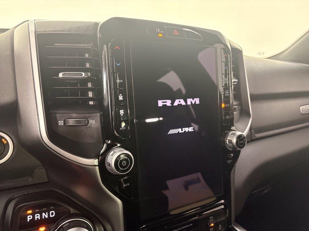 RAM 1500 Big Horn 4x4 Crew Cab 5'7" Box 2025