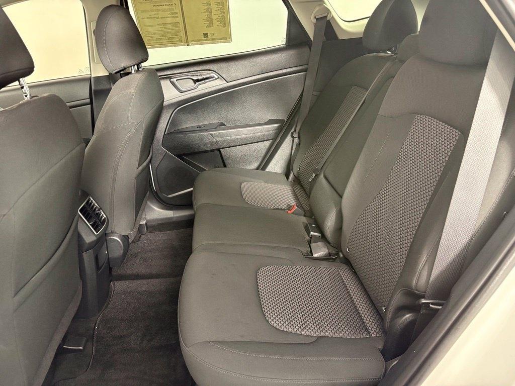 Kia Sportage LX FWD 2025