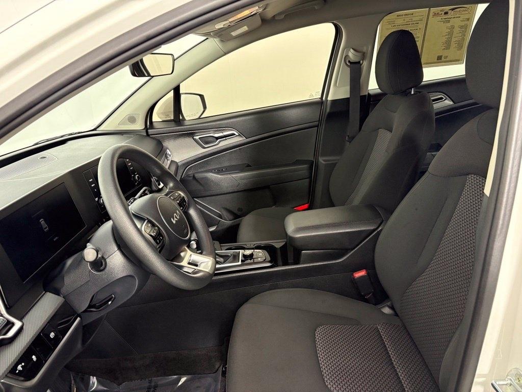 Kia Sportage LX FWD 2025
