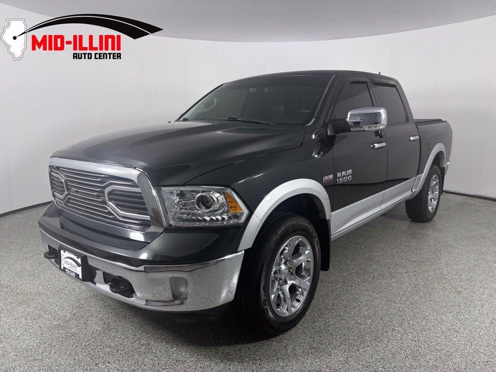 2017 RAM 1500 Laramie 4x4 Crew Cab 5'7" Box