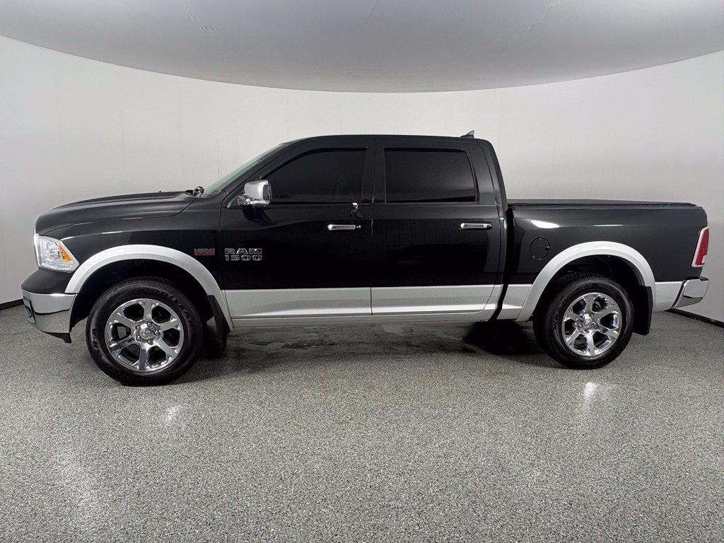 RAM 1500 Laramie 4x4 Crew Cab 5'7" Box 2017