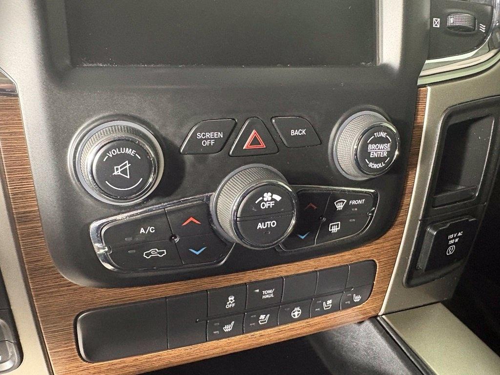 RAM 1500 Laramie 4x4 Crew Cab 5'7" Box 2017
