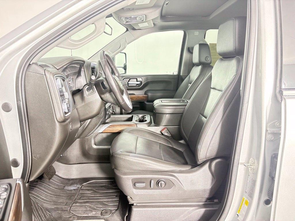 GMC Sierra 2500HD 4WD Crew Cab 159" SLT 2022