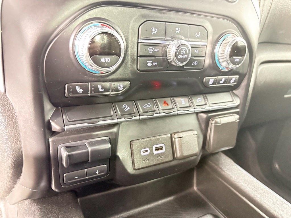 GMC Sierra 2500HD 4WD Crew Cab 159" SLT 2022