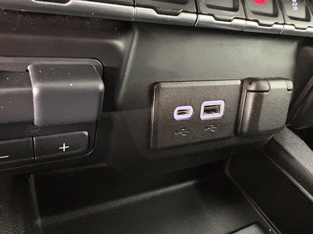 GMC Sierra 2500HD 4WD Crew Cab 159" SLT 2022