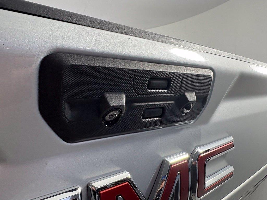 GMC Sierra 2500HD 4WD Crew Cab 159" SLT 2022