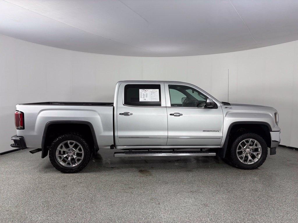 GMC Sierra 1500 4WD Crew Cab 143.5" SLT 2016