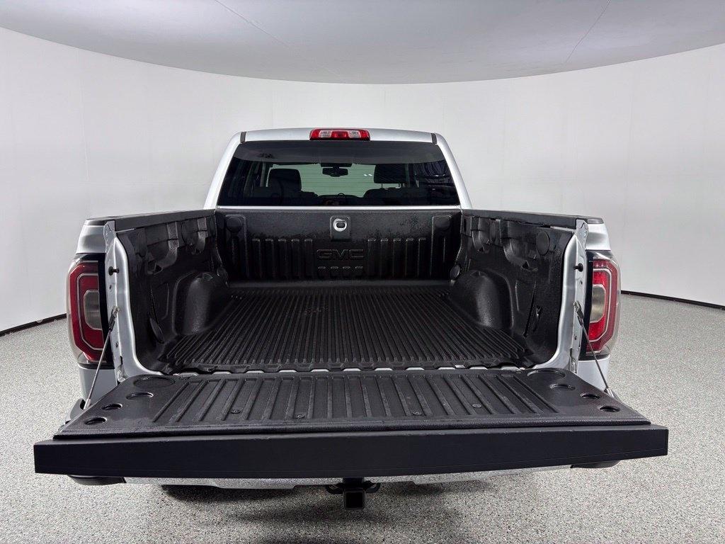 GMC Sierra 1500 4WD Crew Cab 143.5" SLT 2016