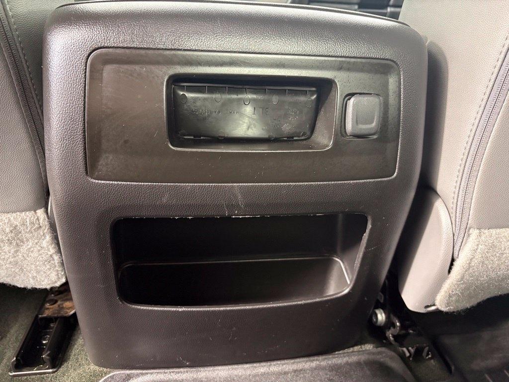GMC Sierra 1500 4WD Crew Cab 143.5" SLT 2016