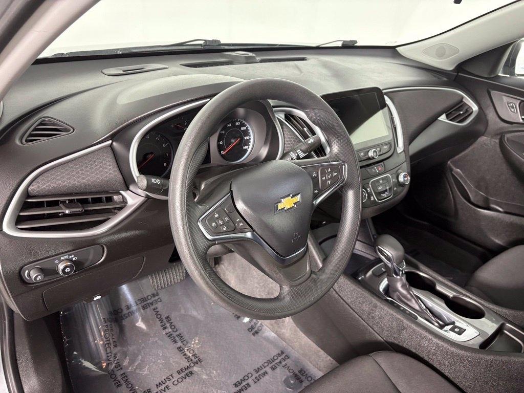 Chevrolet Malibu 4dr Sdn LS w/1FL 2024