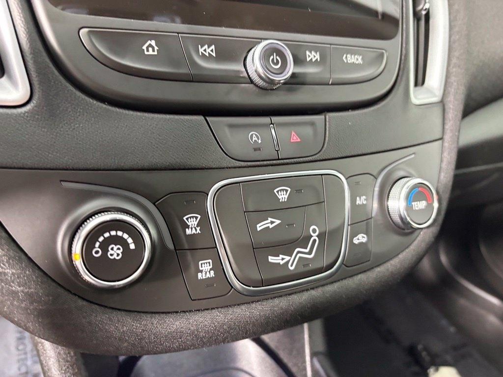Chevrolet Malibu 4dr Sdn LS w/1FL 2024