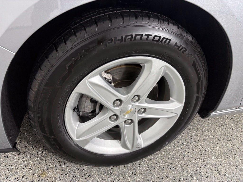 Chevrolet Malibu 4dr Sdn LS w/1FL 2024