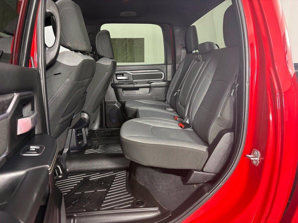 RAM 2500 Big Horn 4x4 Crew Cab 6'4" Box 2024