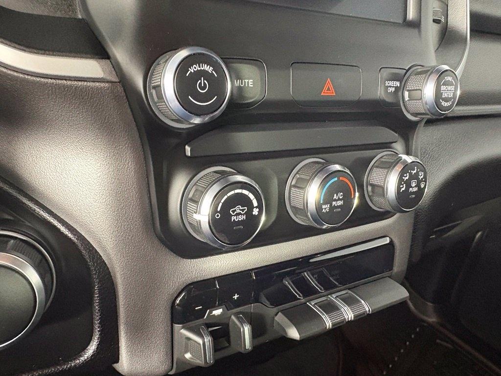 RAM 2500 Big Horn 4x4 Crew Cab 6'4" Box 2024