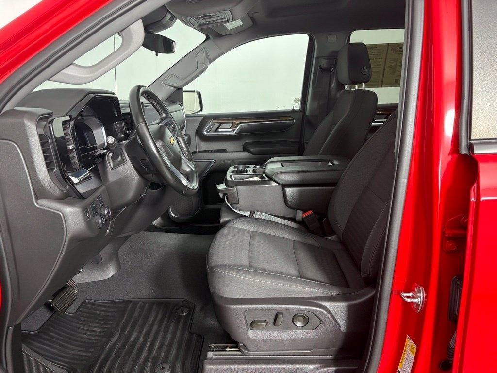 Chevrolet Silverado 1500 4WD Crew Cab 147" LT w/2FL 2024