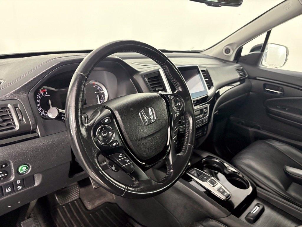 Honda Pilot AWD 4dr Elite w/RES & Navi 2016
