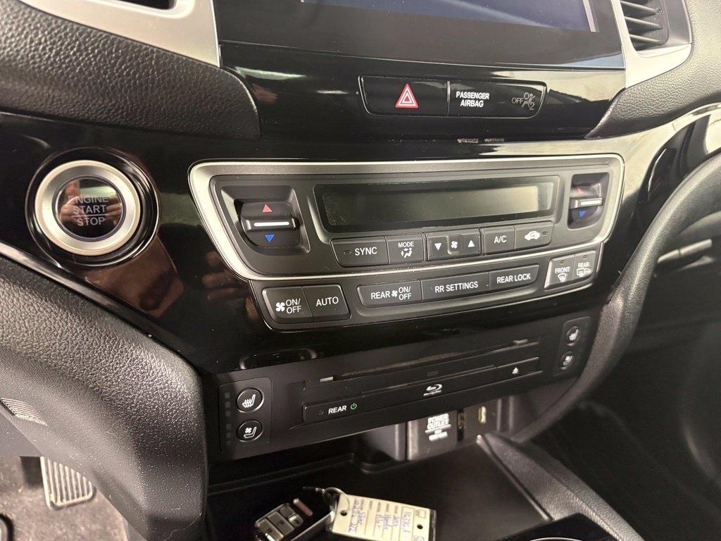 Honda Pilot AWD 4dr Elite w/RES & Navi 2016