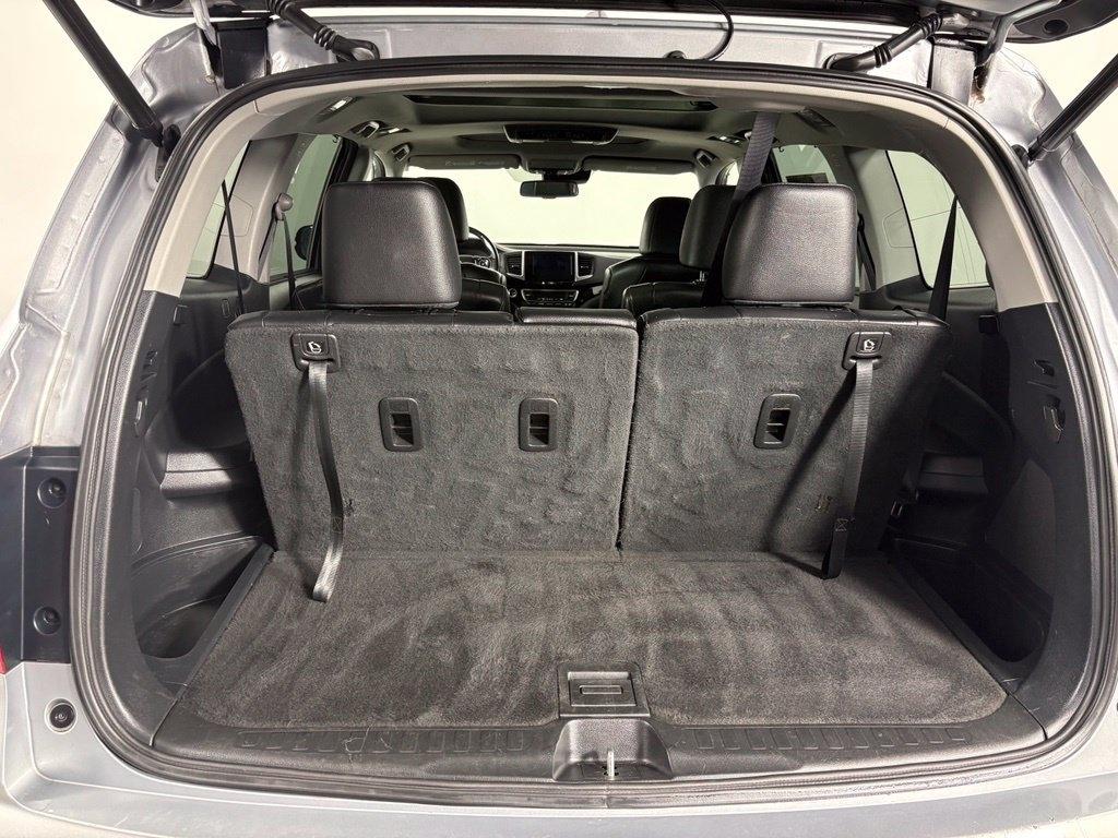Honda Pilot AWD 4dr Elite w/RES & Navi 2016
