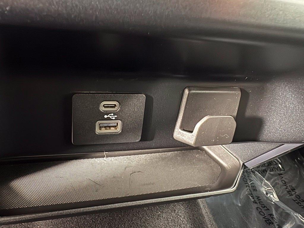 Ford F-150 King Ranch 4WD SuperCrew 5.5' Box 2023