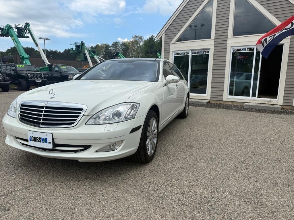 2009 Mercedes-Benz S-Class S550 4MATIC's photo