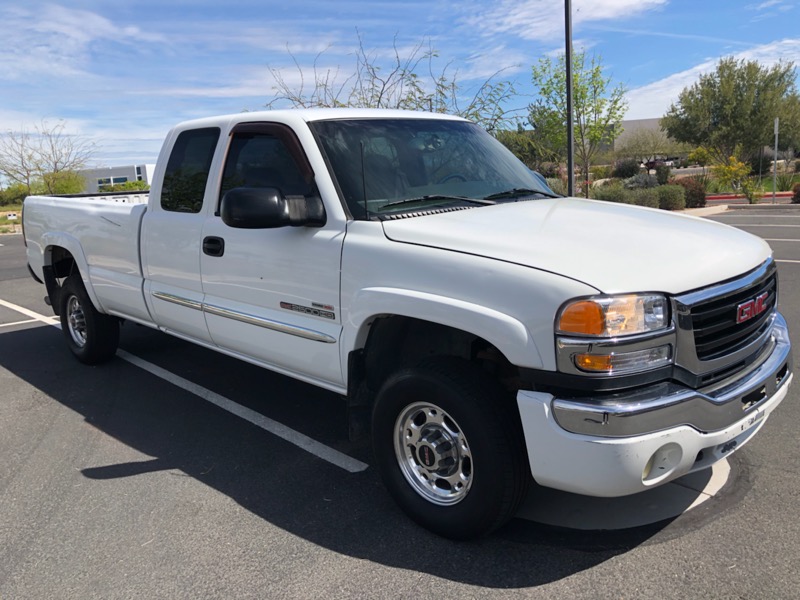Used 2004 GMC Sierra 2500HD Duramax Diesel SLE Ext. Cab Long Bed 2WD