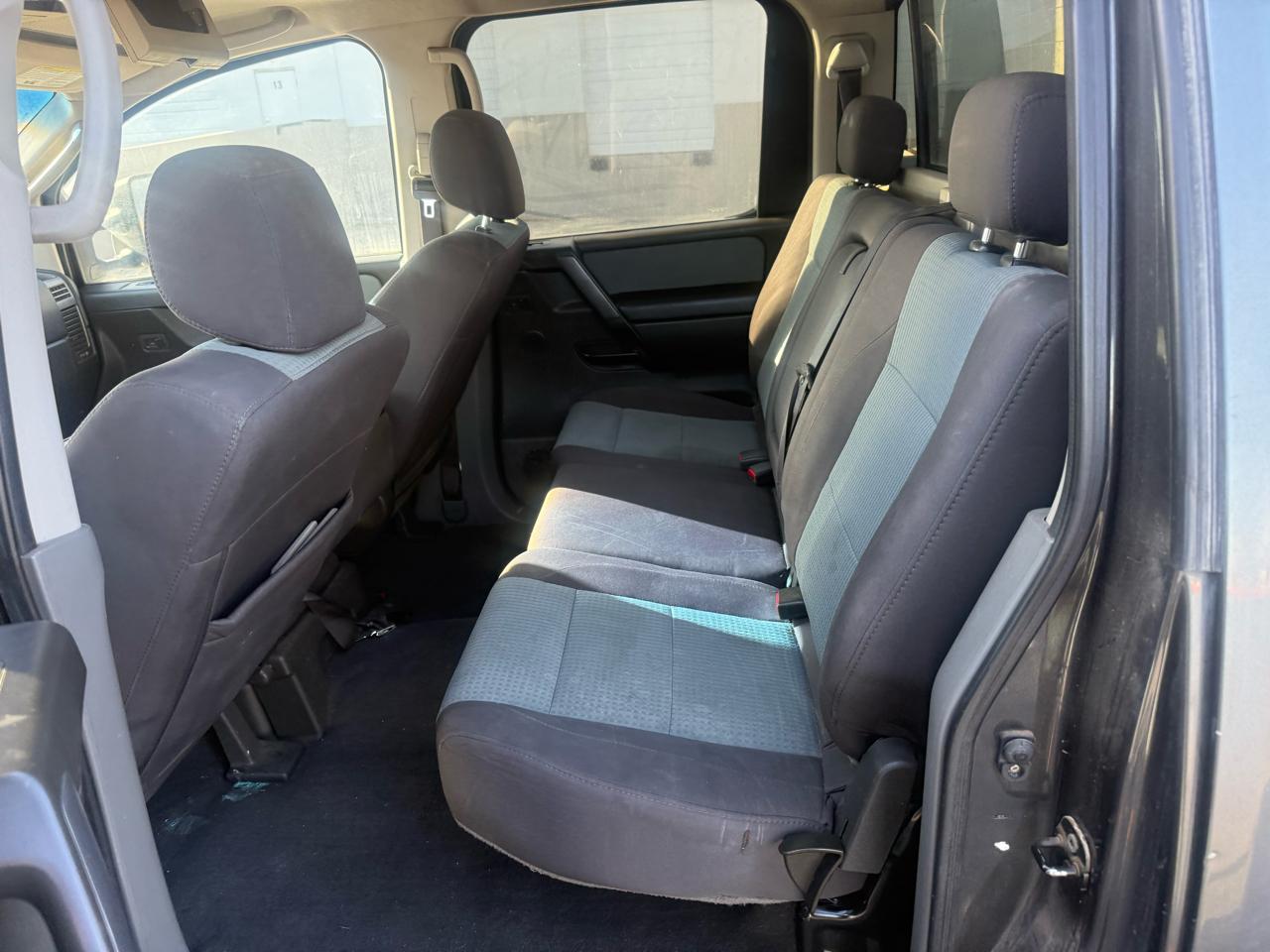 Nissan Titan 4WD Crew Cab SE 2007