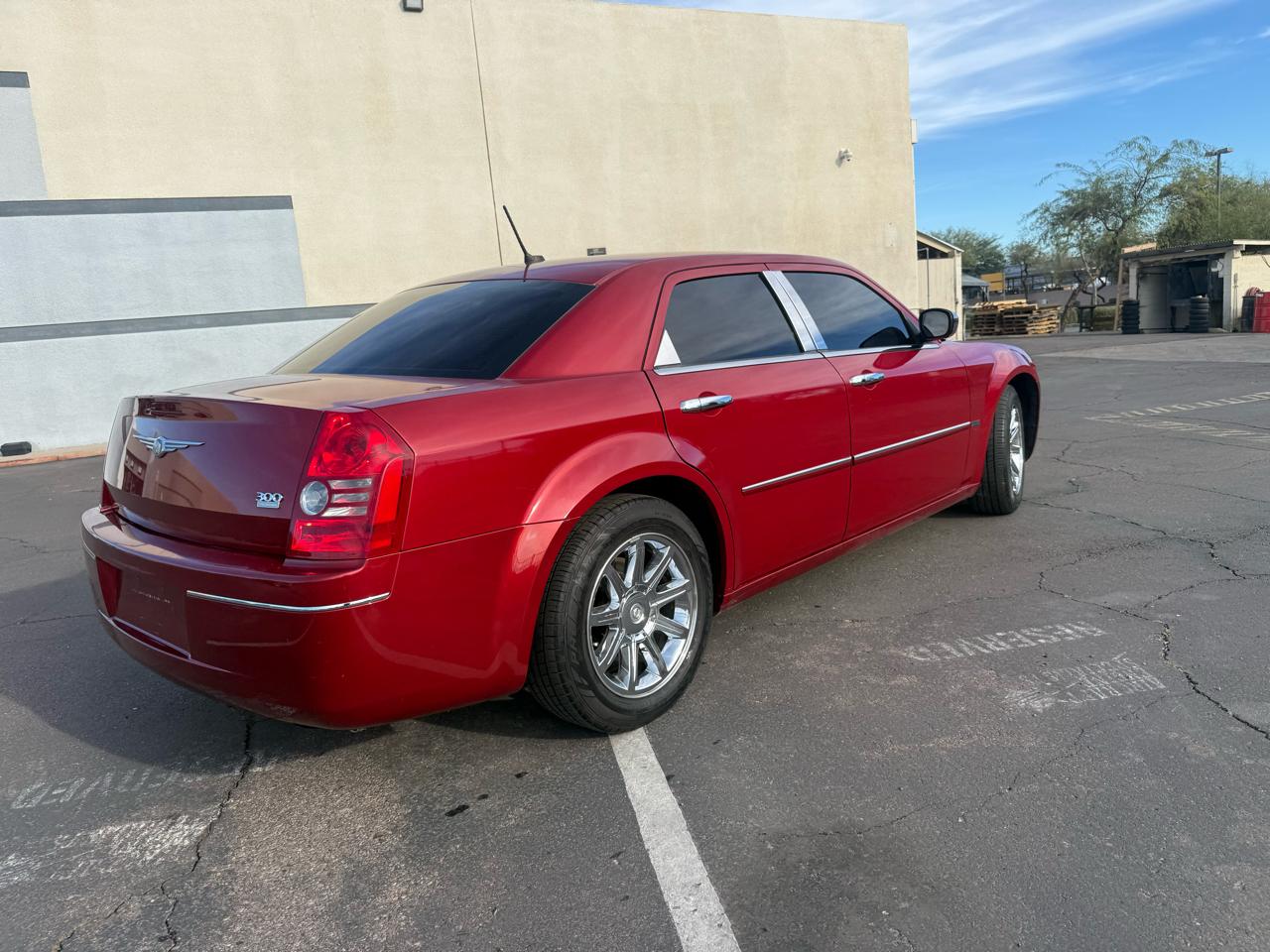 Chrysler 300 4dr Sdn 300 Touring RWD 2008