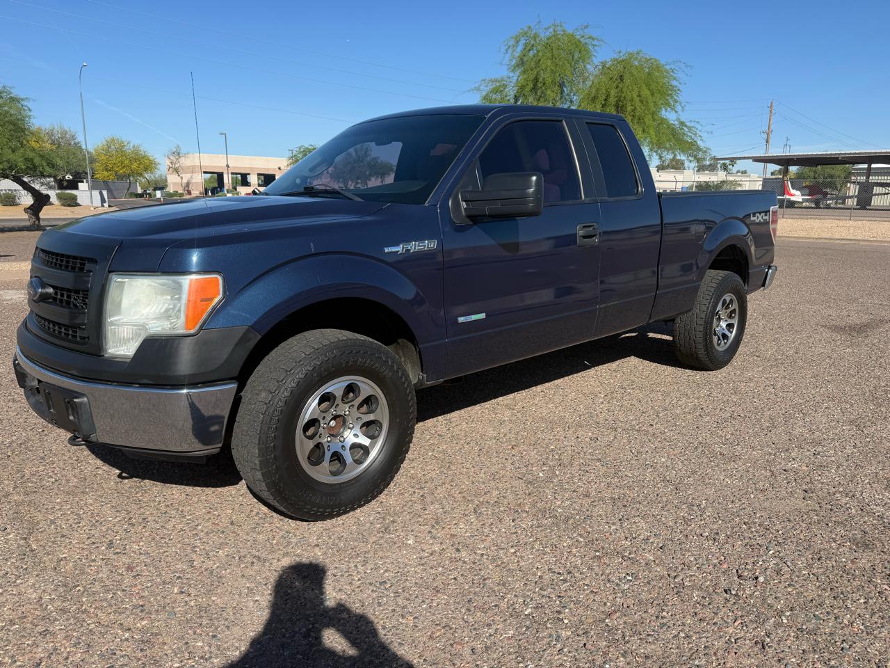 Ford F-150 4WD SuperCab 145" Lariat 2013