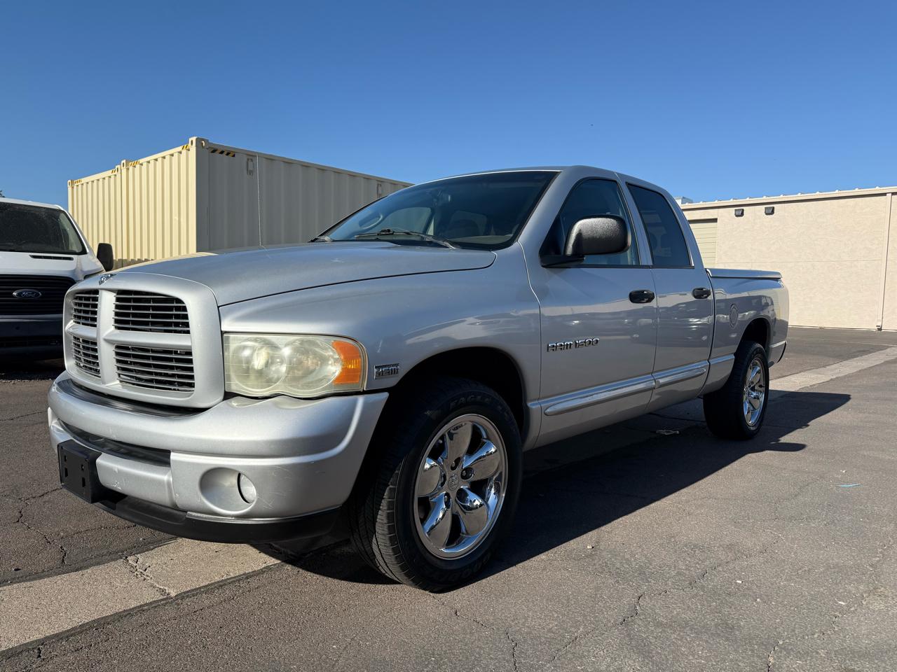 2004 Dodge Ram 1500 4dr Quad Cab 140.5" WB SLT