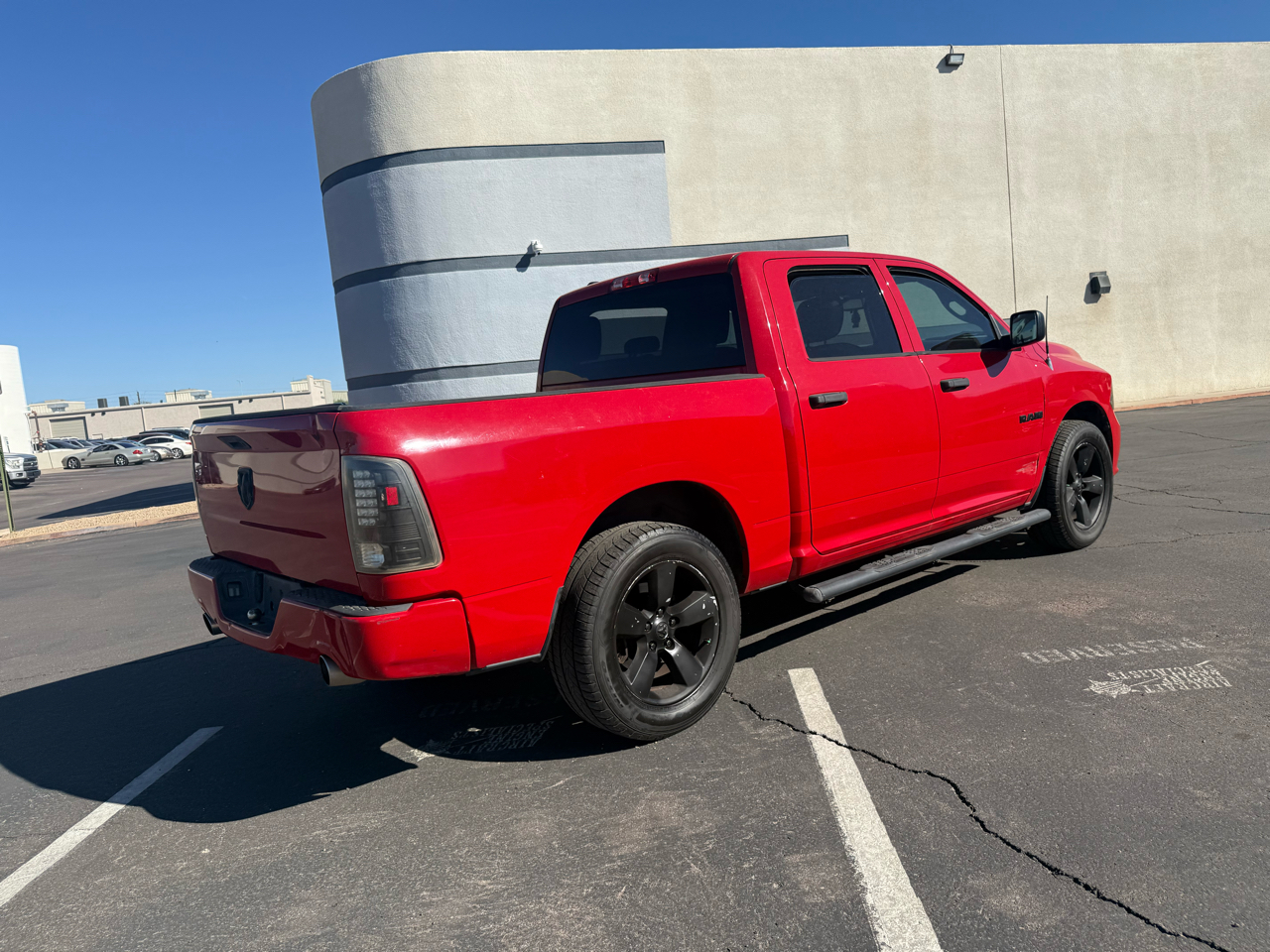 RAM 1500 2WD Crew Cab 140.5" Express 2013 RAM 1500 2WD Crew Cab 140.5" Express 2013