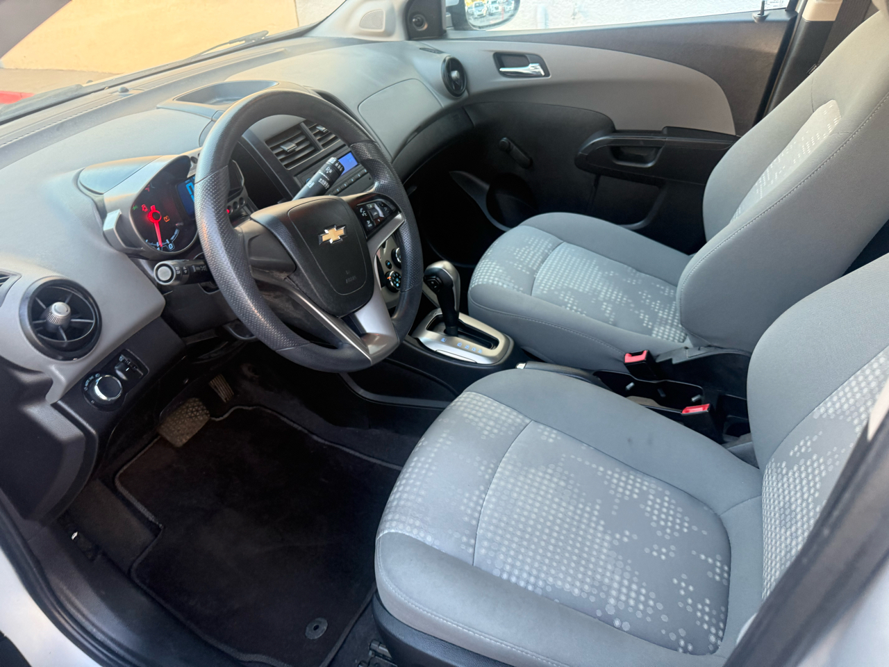 Chevrolet Sonic 5dr HB Auto LS 2013 Chevrolet Sonic 5dr HB Auto LS 2013